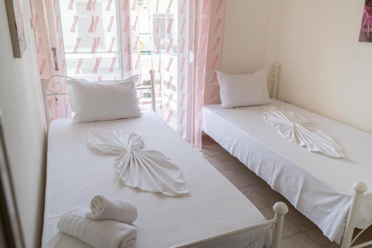 Apartment In Asproválta Luaran gambar