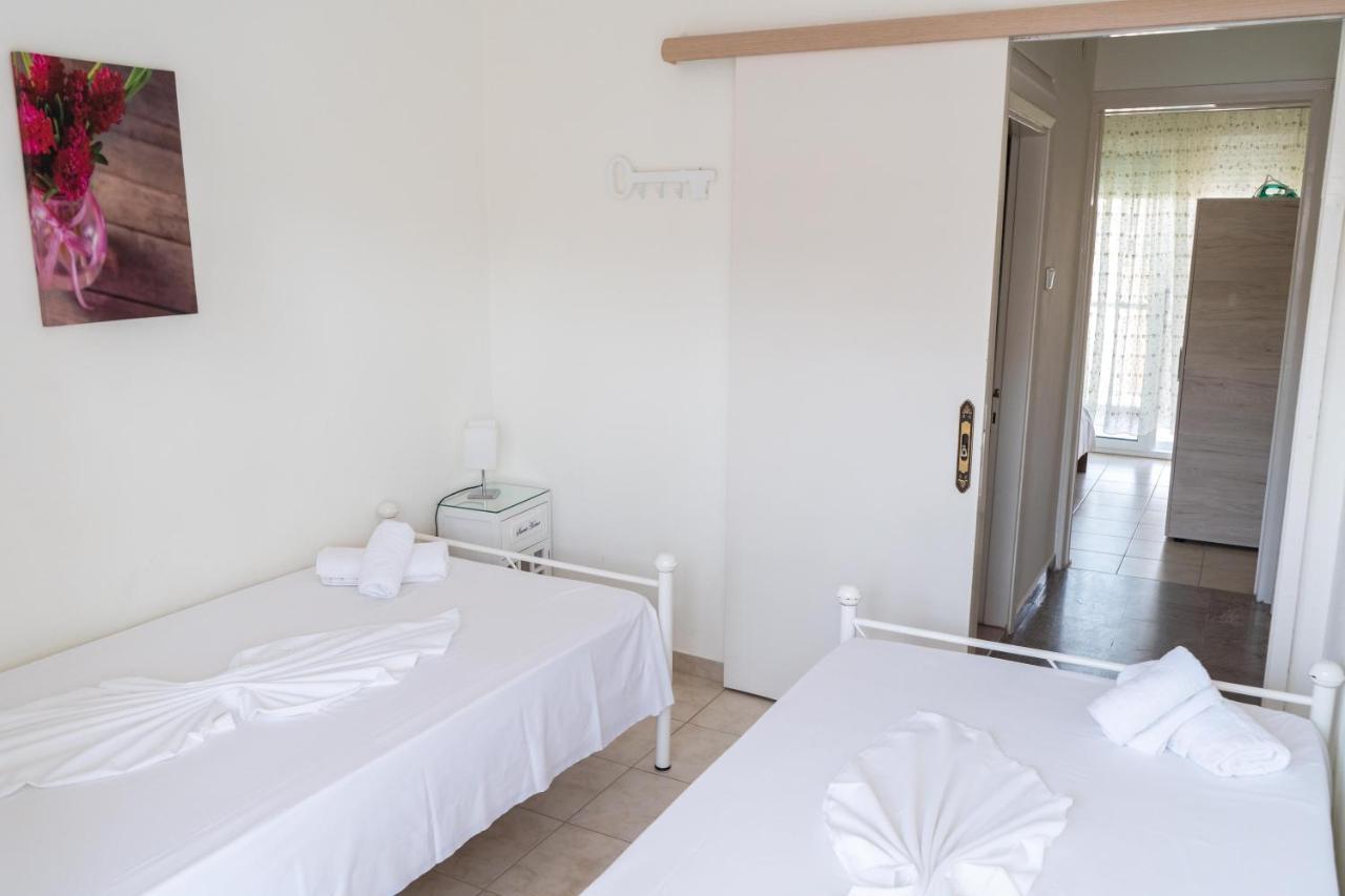Apartment In Asproválta Luaran gambar
