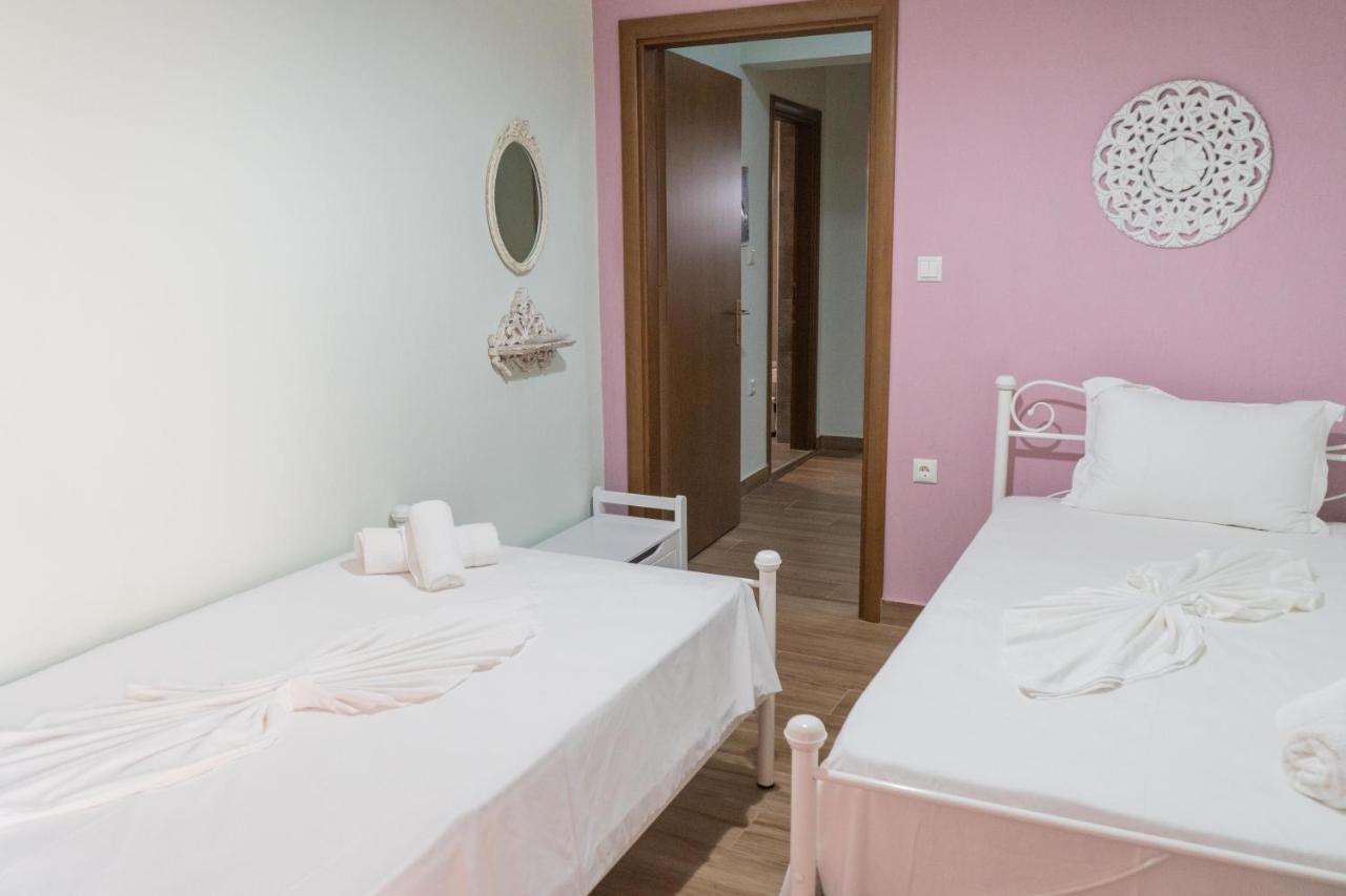 Apartment In Asproválta Luaran gambar
